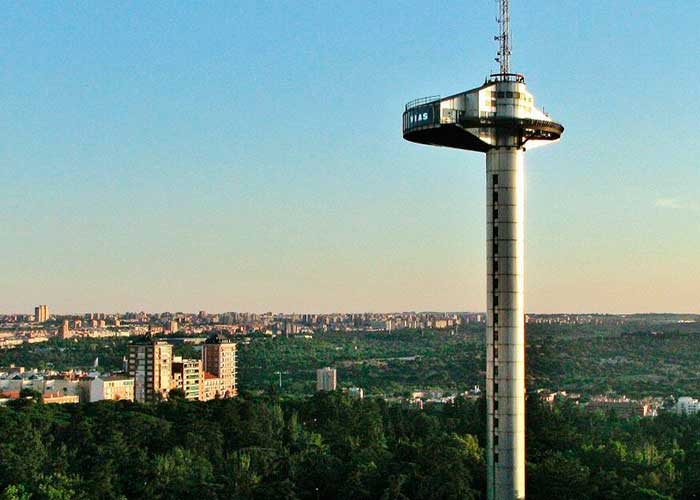 Faro Moncloa